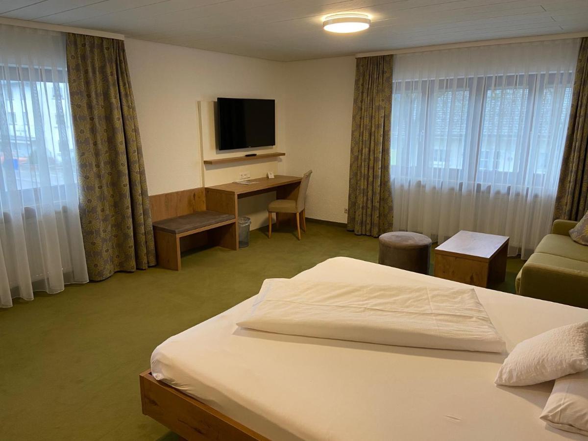 לאופנבורג Gasthaus Hotel Kranz מראה חיצוני תמונה