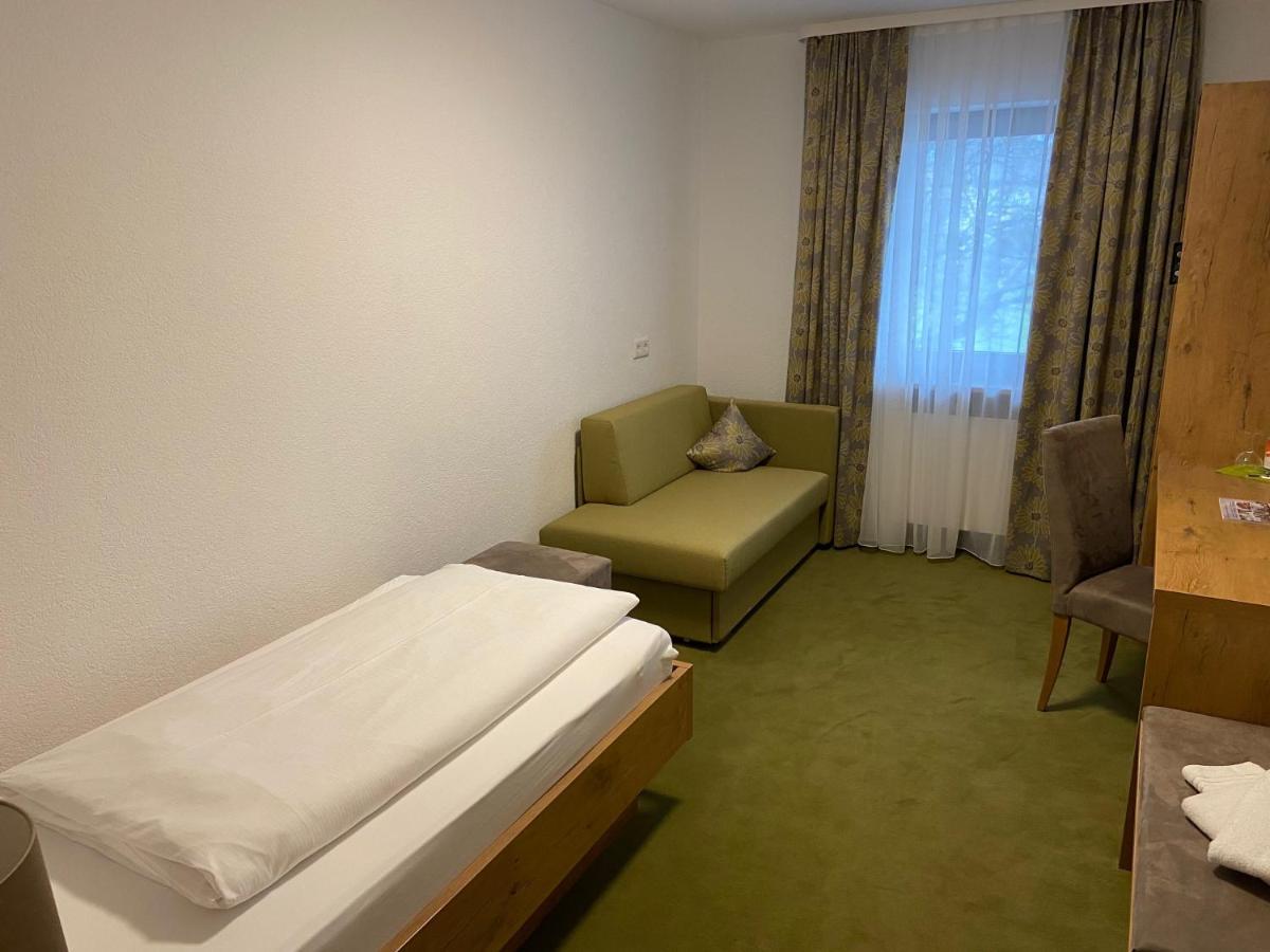 לאופנבורג Gasthaus Hotel Kranz מראה חיצוני תמונה