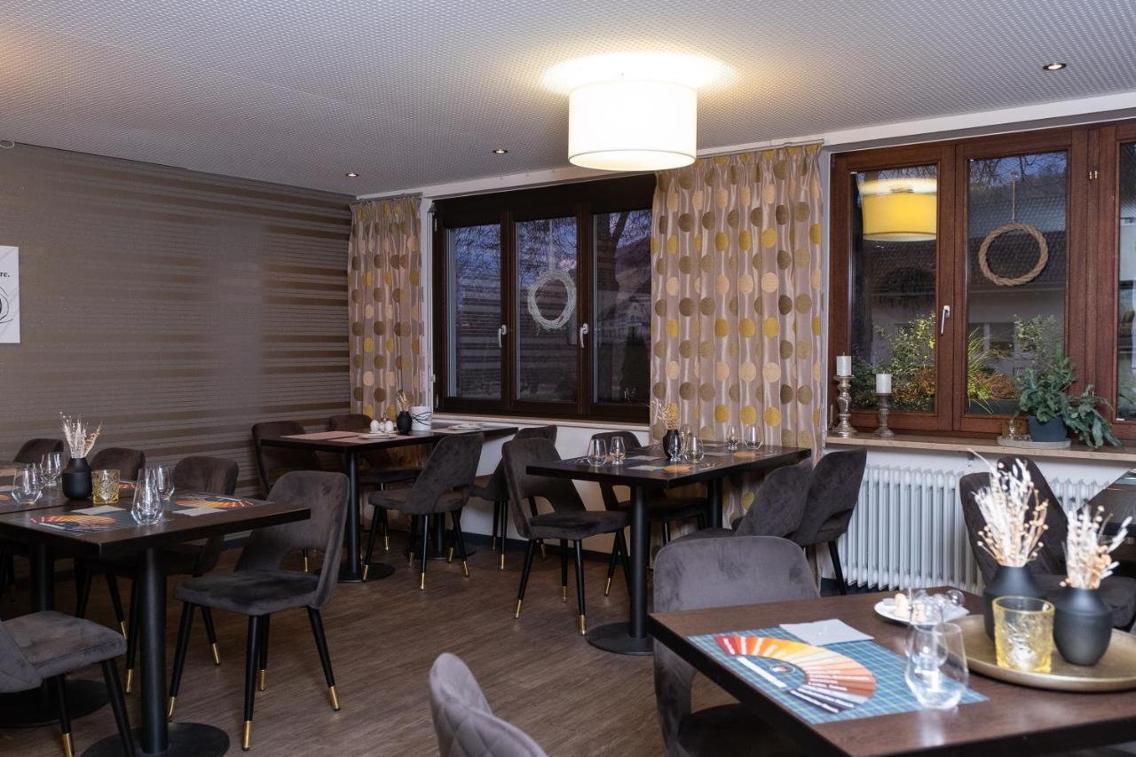 לאופנבורג Gasthaus Hotel Kranz מראה חיצוני תמונה