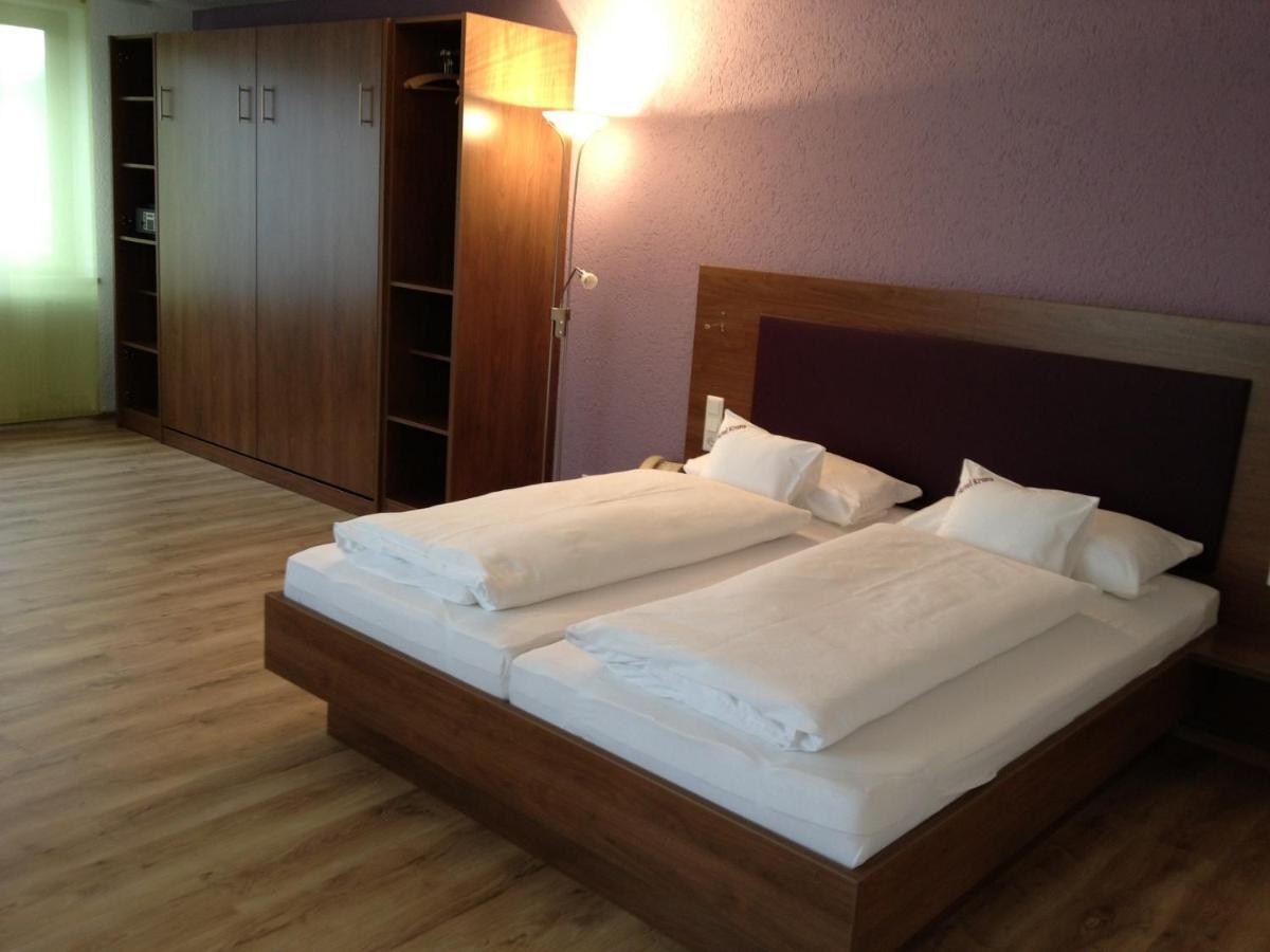 לאופנבורג Gasthaus Hotel Kranz מראה חיצוני תמונה
